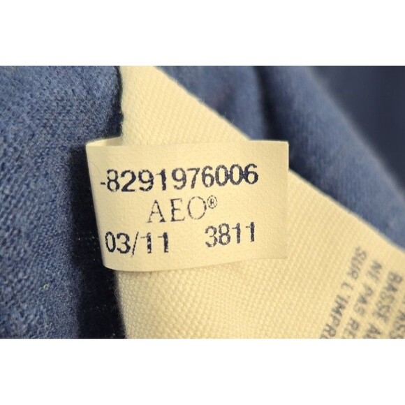 American Eagle Men's T-Shirt Distressed Sewn On Logo Blue Size Large Y2K Vibes - Picture 7 of 8